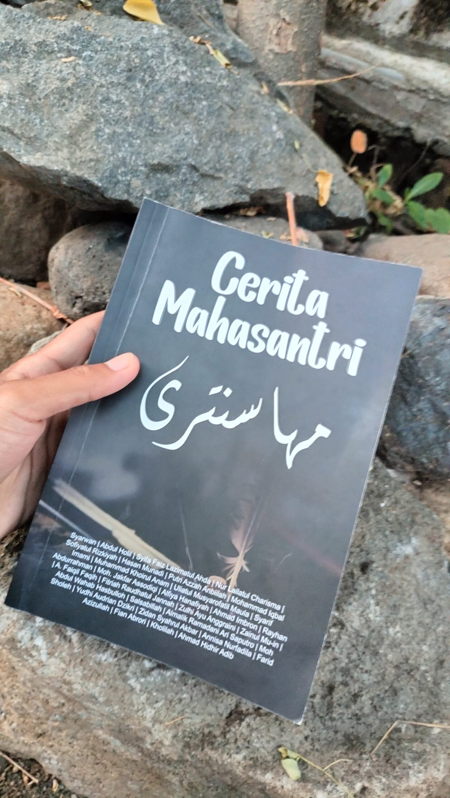 Buku Cerita Mahasantri